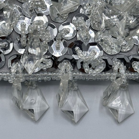 Silver Beaded Sequins Kiss Lock Formal Evening Bag - Picture 3 of 10